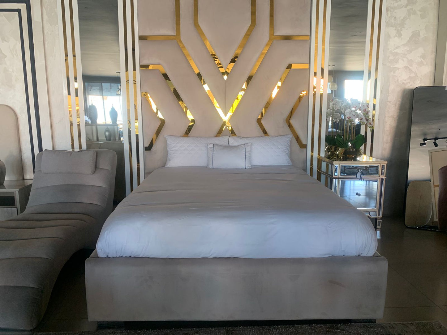 Bed 8